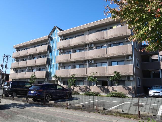 apartment 吉原３丁目