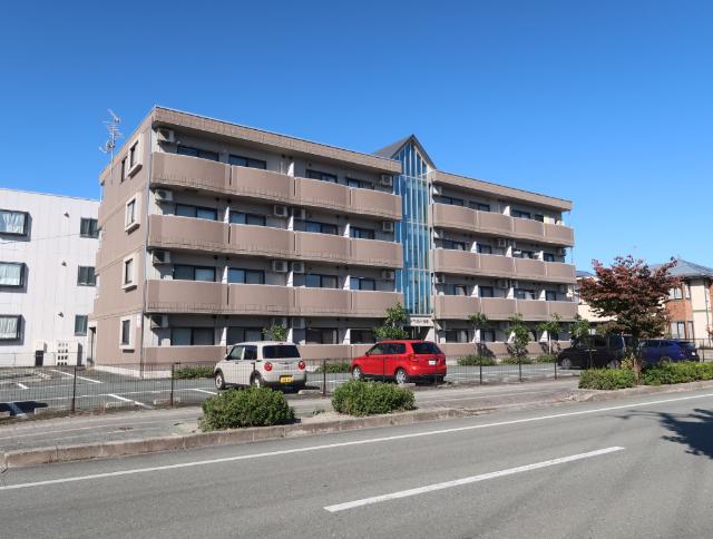 apartment 吉原３丁目