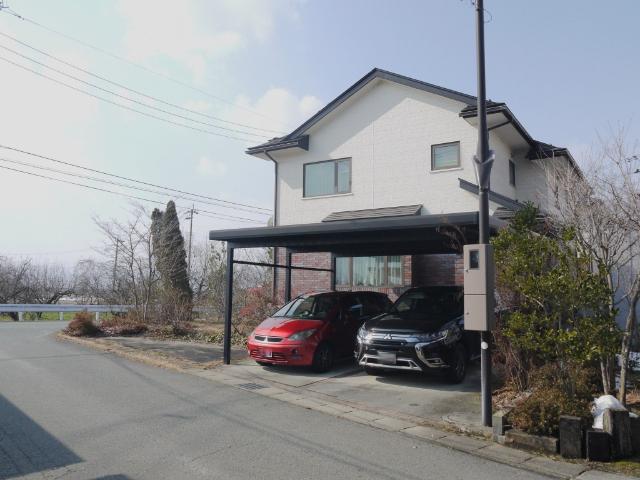 カーポート2台分