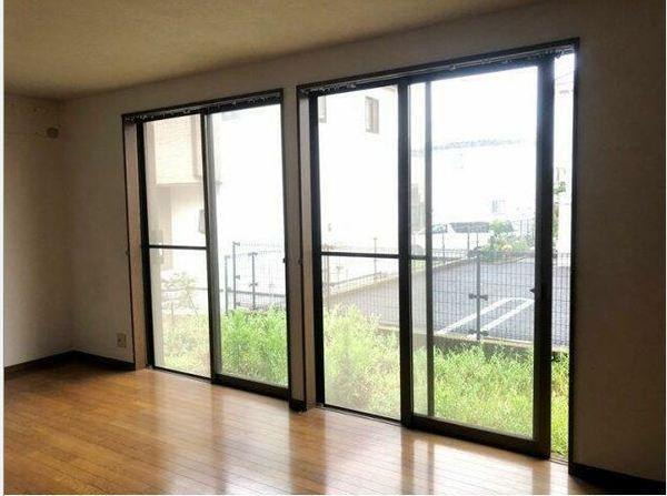 和泉が丘戸建 リビング