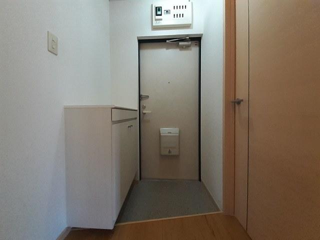 緑風館（202） 玄関