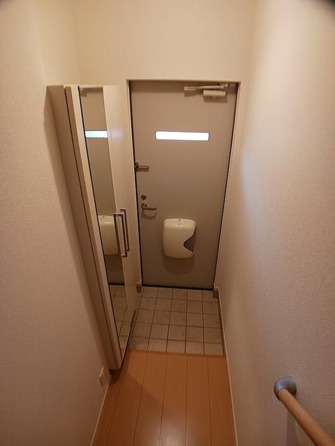 リバージュ厚木Ⅲ（202） 玄関