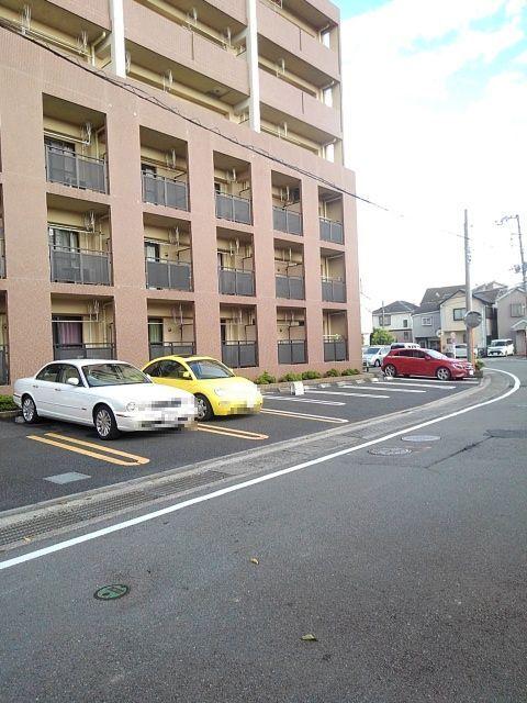 桜並木パークマンション（602） 駐車場