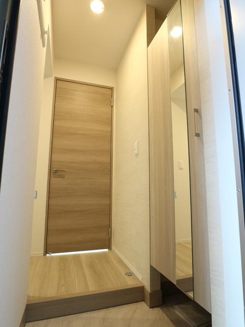 コンフォール西鶴間4丁目（101） 玄関