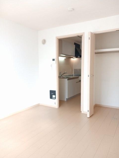フロレ　セレッソ（201） 室内