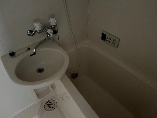 ロズウェルシブヤ 部屋画像