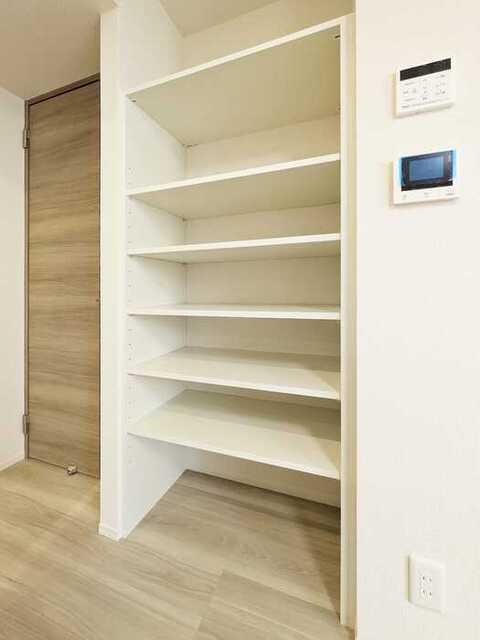 シャンティ（102） 収納