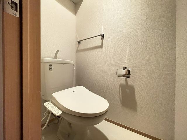 カレッツァⅡ番館（102） 部屋画像