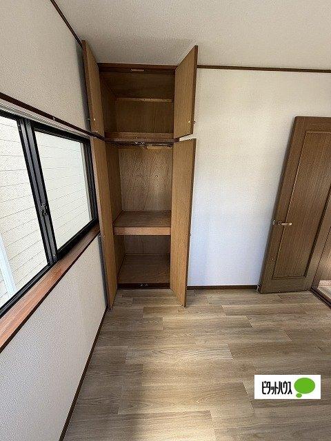 中新田４丁目貸家（１） 収納