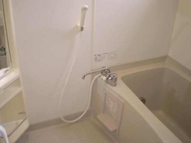 エトワール湘南　ウエスト（102） 部屋画像