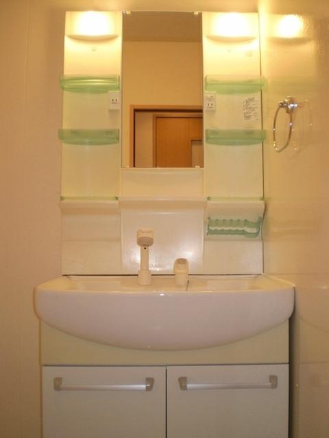 エトワール湘南　ウエスト（102） 部屋画像