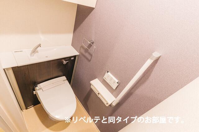 テラック中央林間（302） トイレ