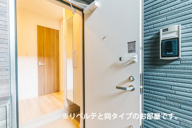 テラック中央林間（102） 玄関