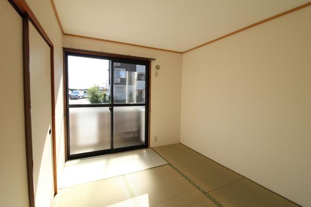 ロイヤルハイム高砂（101） 部屋画像