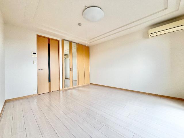 ビオラ 部屋画像