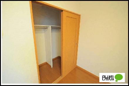 レオパレスメゾン　ド　ツルマ（103） 収納