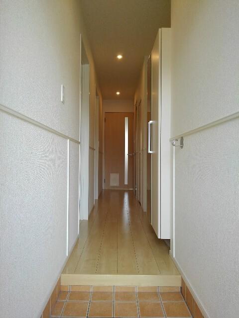 ＣＡＲＯＬＩＮＥ　Ⅱ（103） 玄関