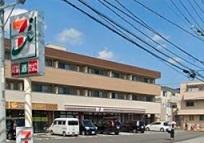 セブンイレブン横浜戸塚柏尾町店：174m