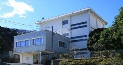 今泉小学校：650m