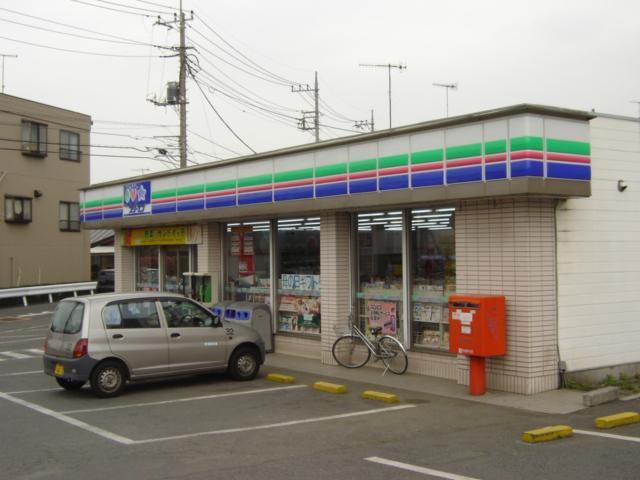 コンビニエンスストア：800m