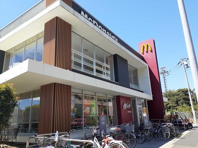 マクドナルド：477m
