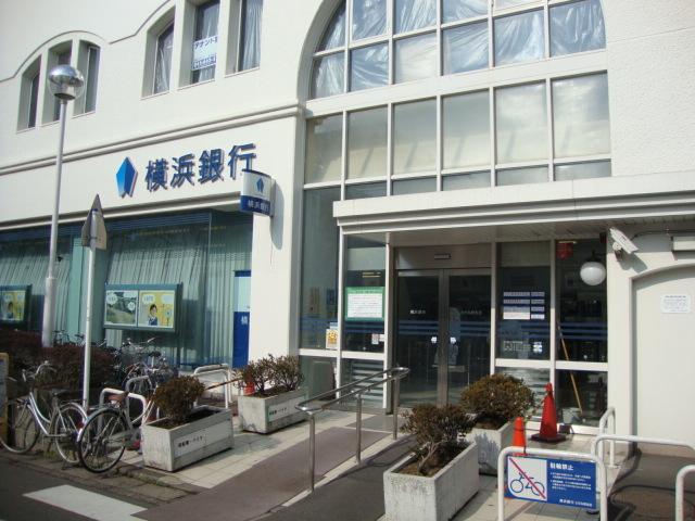 横浜銀行さがみ野支店：248m