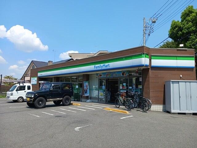 ファミリーマート：450m