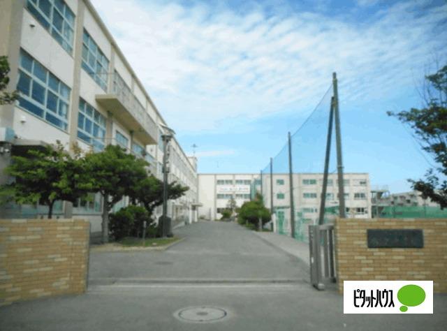 茅ヶ崎市立松浪中学校：669m