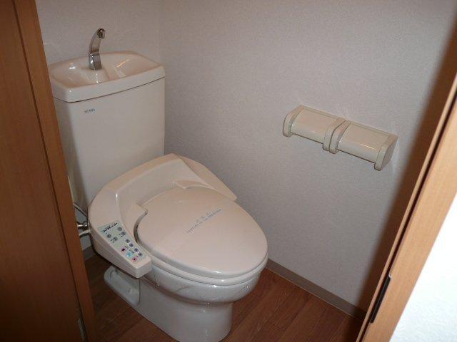 ハイツルミナス トイレ