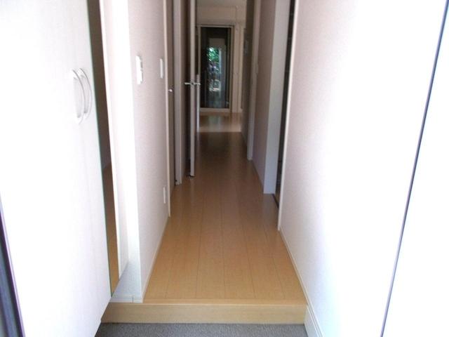 セレッソグランデ（103） 玄関
