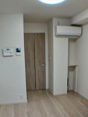 スアヴィス平塚八重咲（102） 室内