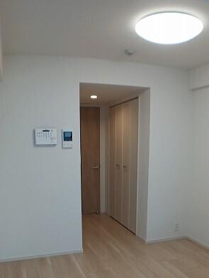 スアヴィス平塚八重咲（203） 室内
