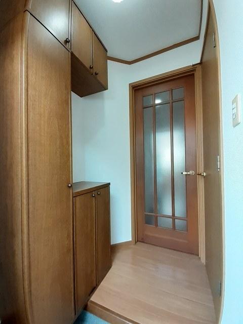 トマト館（102） 玄関