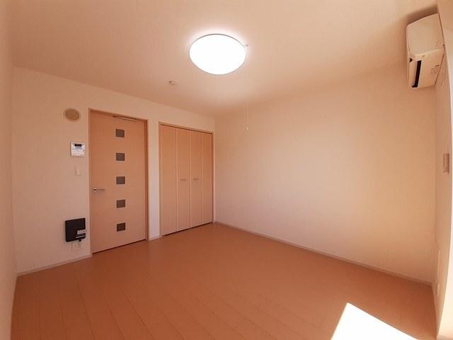 ルミエール湘南Ⅱ（103） 室内