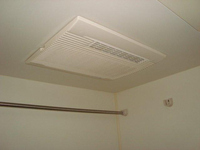 ポスト・マローネ 部屋画像