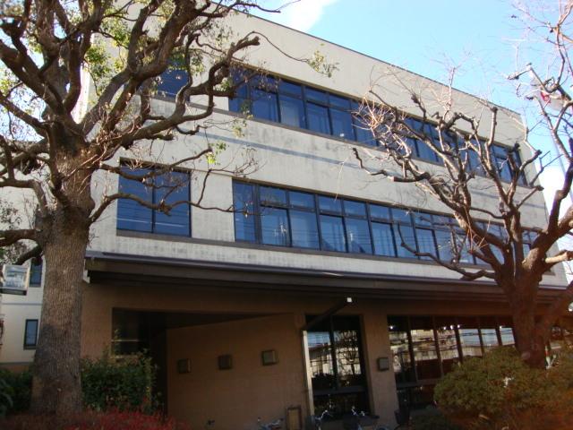 大和市立図書館：1471m