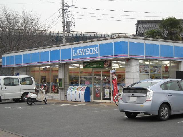 ローソン茅ヶ崎西久保店：915m