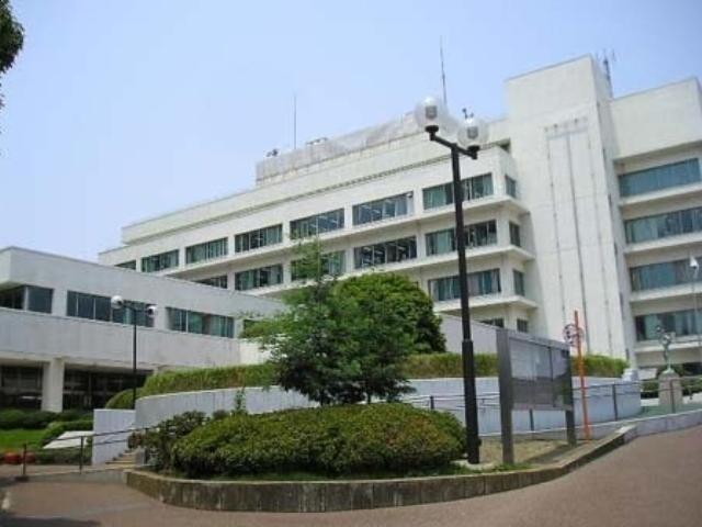 茅ヶ崎市役所：1200m