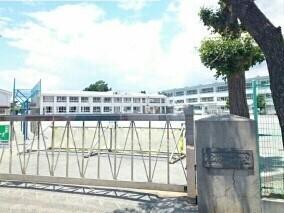 松林小学校：270m