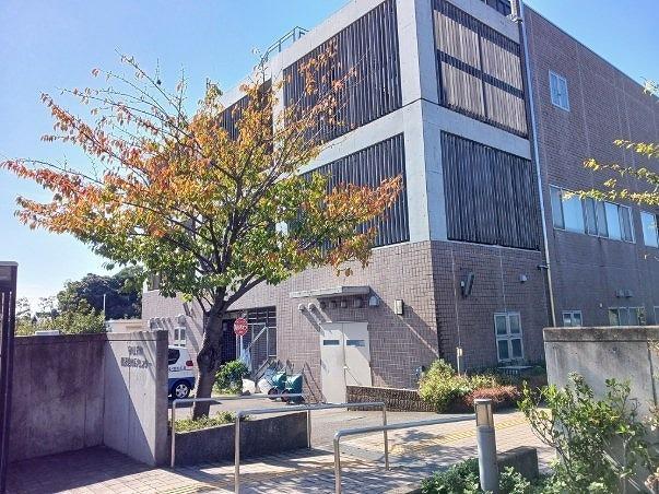 御所見市民センター：350m