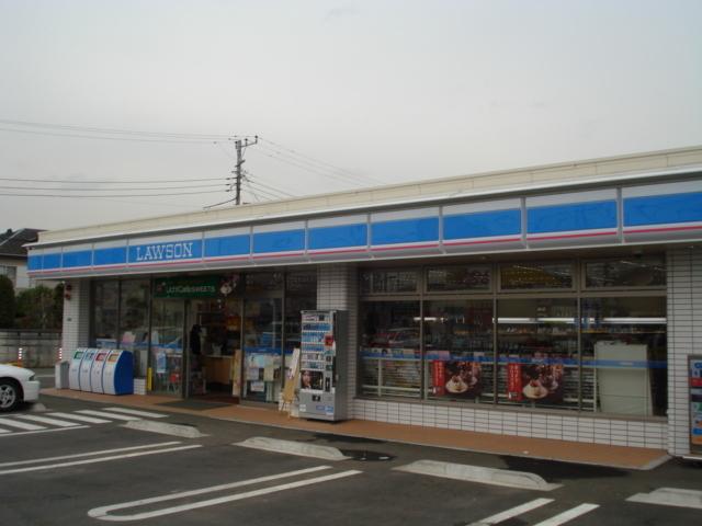 ローソン寒川宮山店：484m