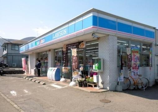 ローソン藤沢円行店：450m