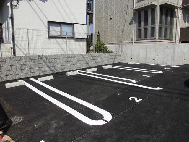 エクレール原宿（106） 駐車場