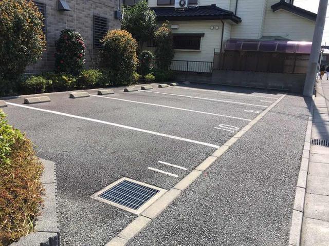 リビングタウン大和南　Ｃ（102） 駐車場