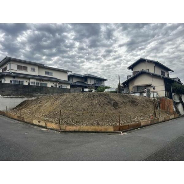 神奈川県藤沢市片瀬山４丁目