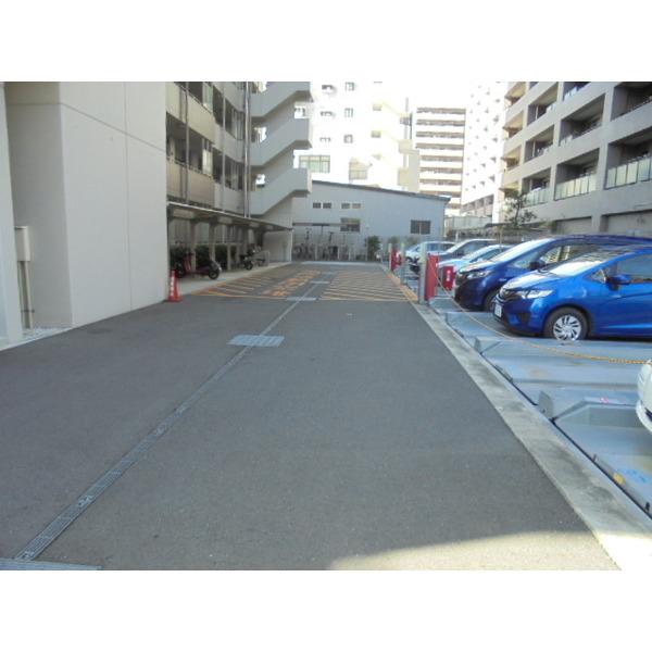 日神パレステージ海老名 駐車場