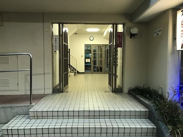 パイロットハウス星川A棟 エントランス