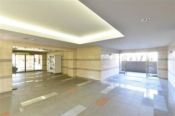 ベルドゥムール海老名弐番館 ロビー