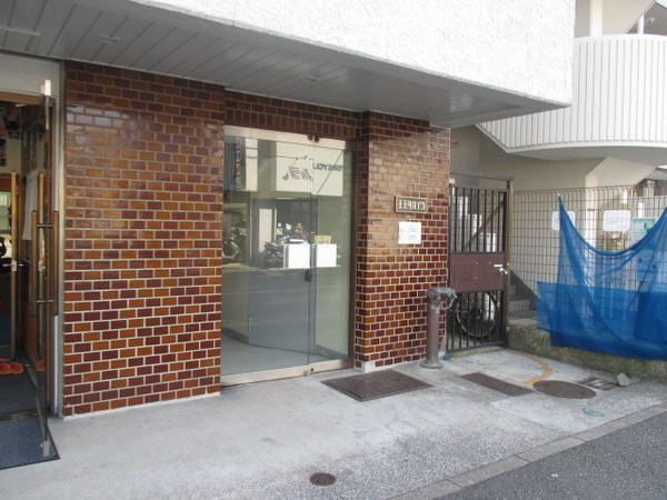 天王町ハイツ エントランス