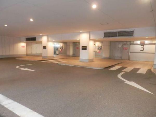 芝浦アイランドグローヴタワー 駐車場